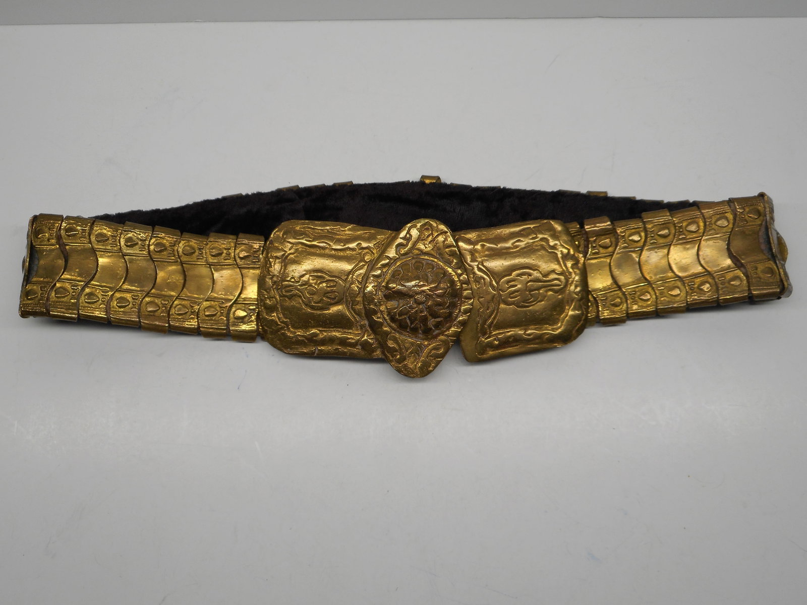 Rare Antique 1800s Ottoman Articulated Brass Toned Metal Belt, Heavy, Approx 30 inches: Bidding on this item will be indication that the Bidder acknowledges that they have read and agreed to the Terms and Conditions posted to this Auction
