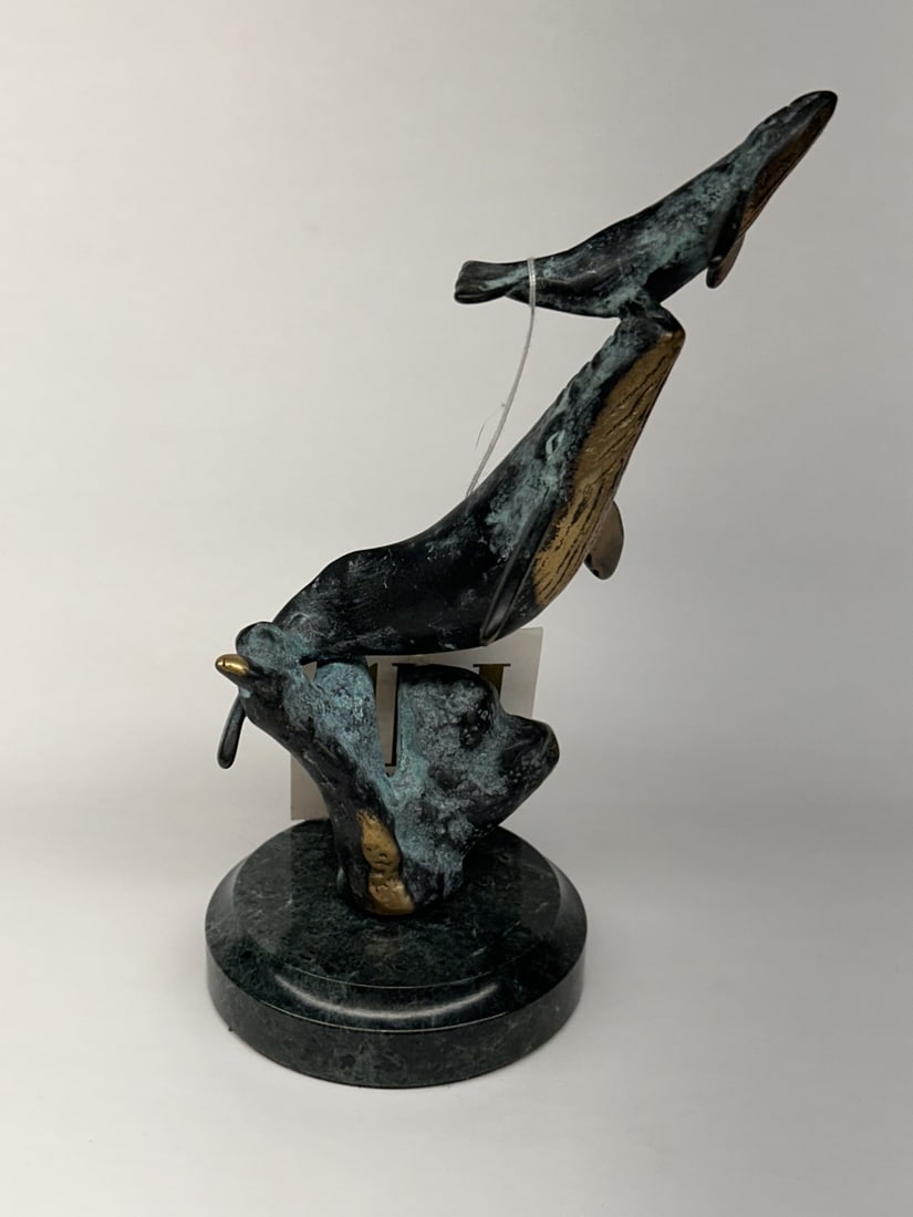 Brass Patina SPI San Pacific International Humpback Whale and Calf Statue 6" on Marble Base: Bidding on this item will be indication that the Bidder acknowledges that they have read and agreed to the Terms and Conditions posted to this Auction