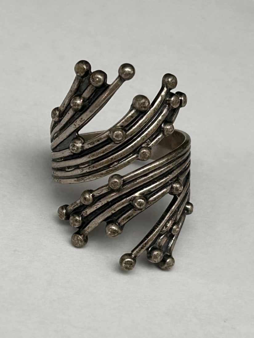 BEAU STERLING Modernist Style Sterling Silver Wrap Ring, Adjustable, Size 6.5 (1 of 5)