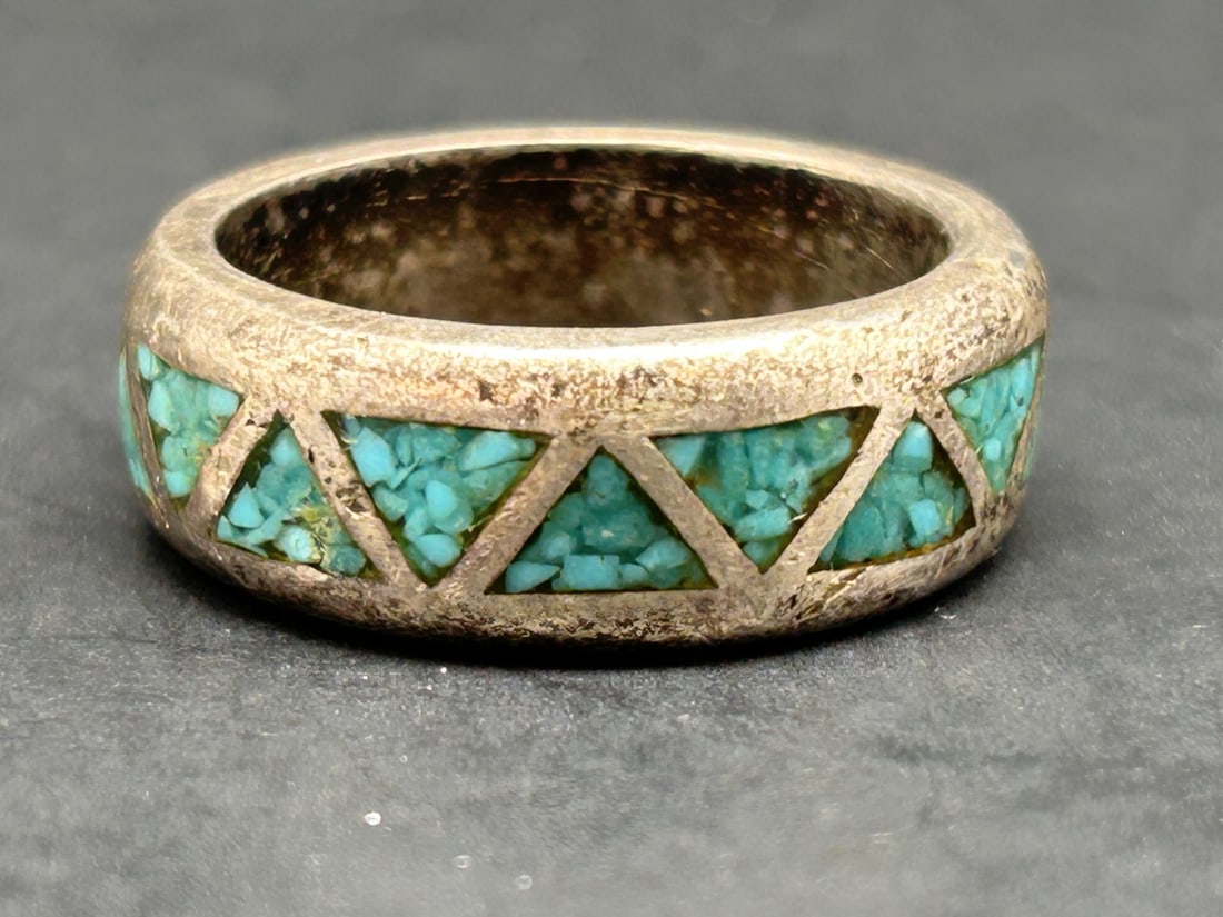 Southwestern Style Turquoise Chip Inlay Sterling Ring, Hallmark, Size 9.25: Bidding on this item will be indication that the Bidder acknowledges that they have read and agreed to the Terms and Conditions posted to this Auction