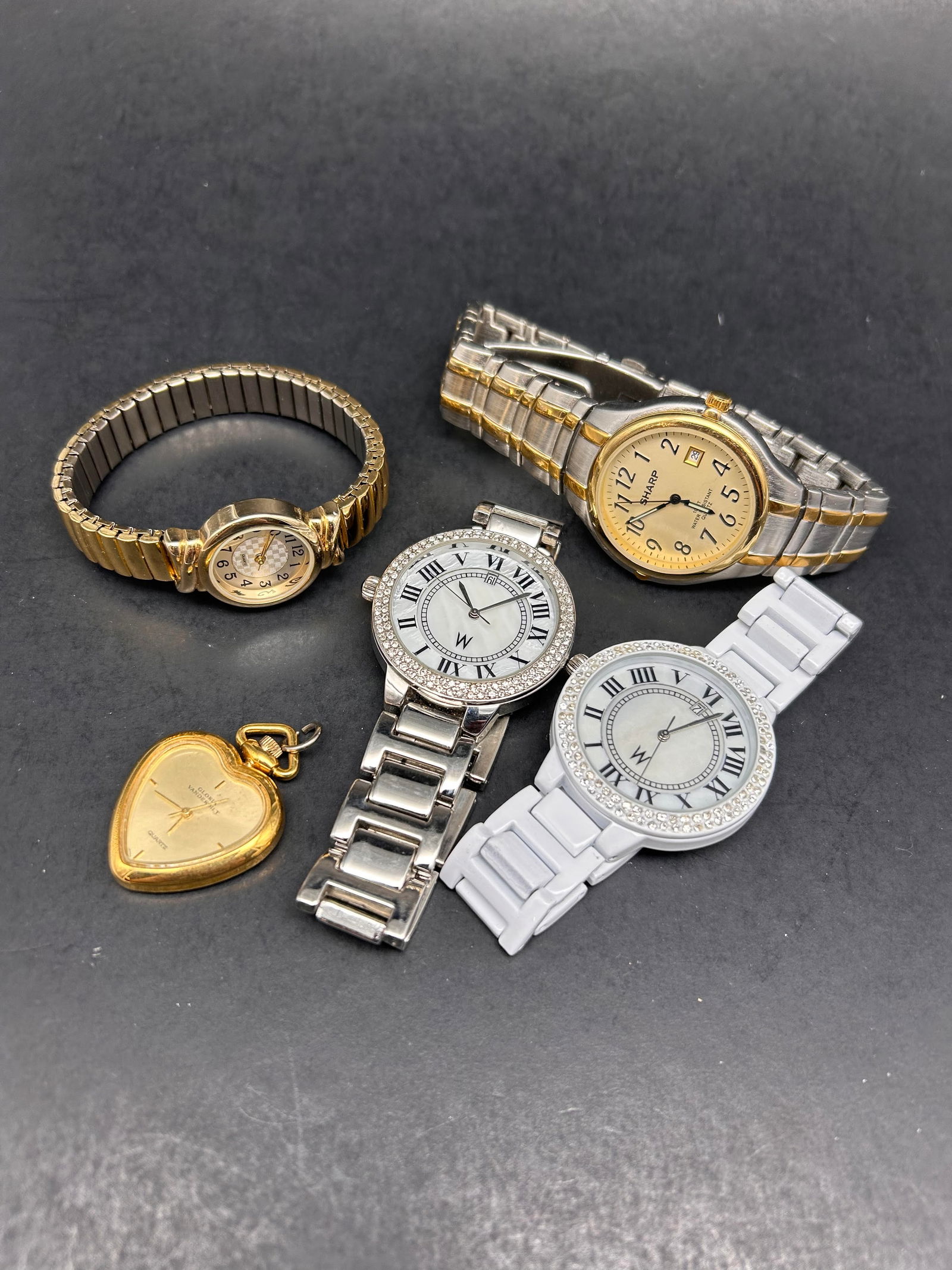 Fashion Wrist Watches, Assorted Styles, Need Batteries (1 of 5)