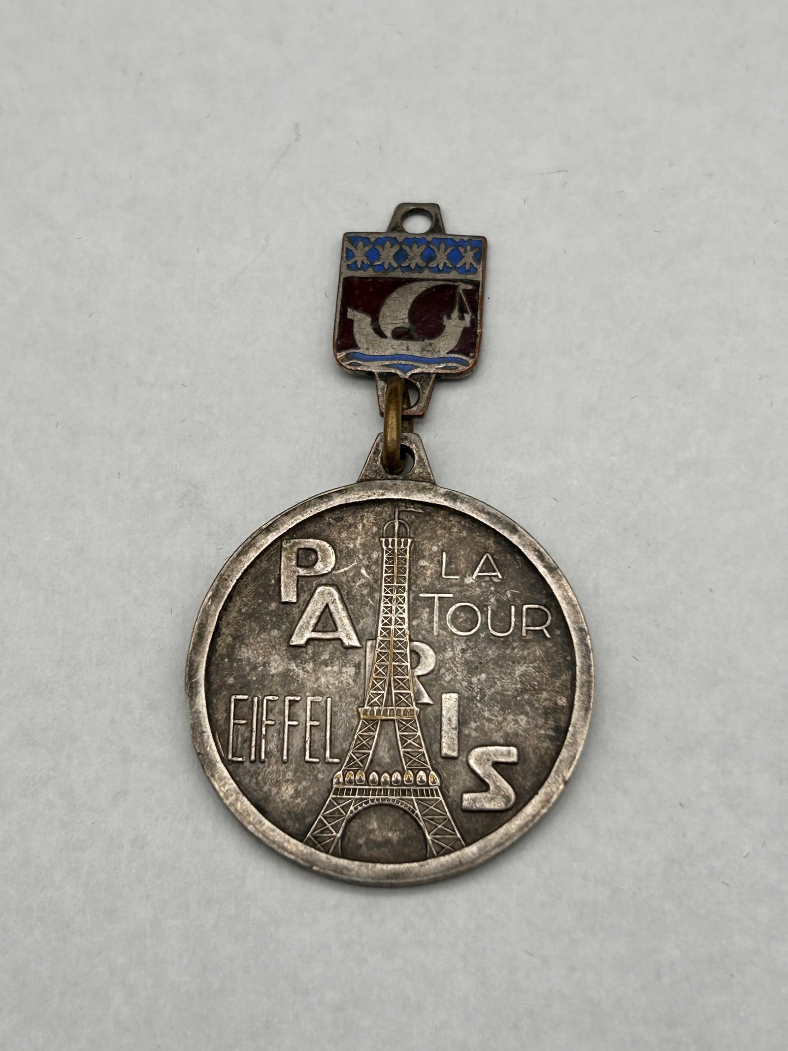 LA TOUR EIFFEL, PARIS, Souvenir De Paris, Arch de Triump, Eiffel Tower Pendant, Enamel Travel Crest (1 of 4)