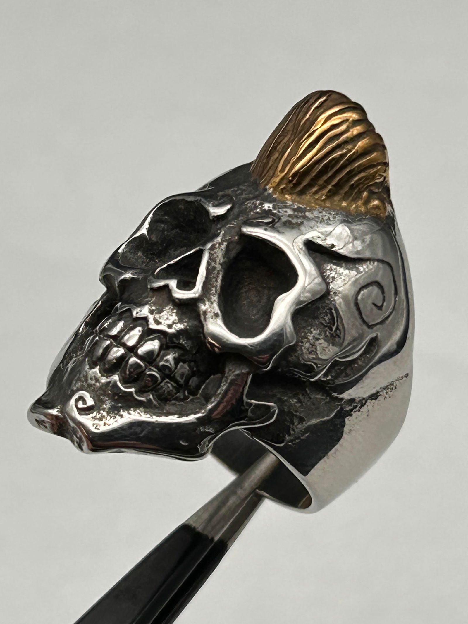 Large Biker / Punk Ring - Silver Toned Skull with Gold Toned Coif Hair, Size 11 (1 of 5)