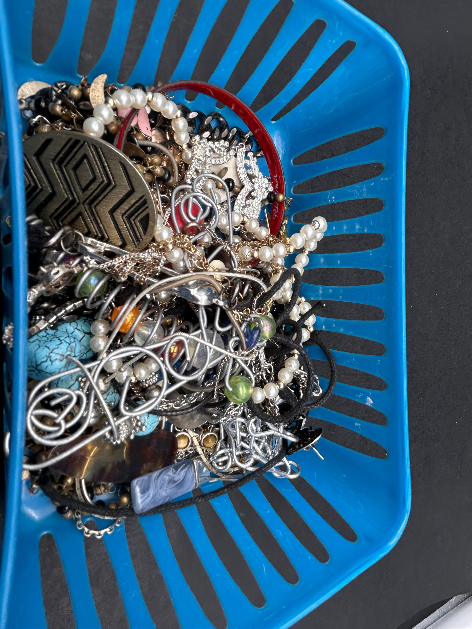 Tangle lot, Unsorted - Mostly Jewelry, Necklaces, Bracelets, Some Wearable, Metal Beaded Dragonfly (1 of 3)
