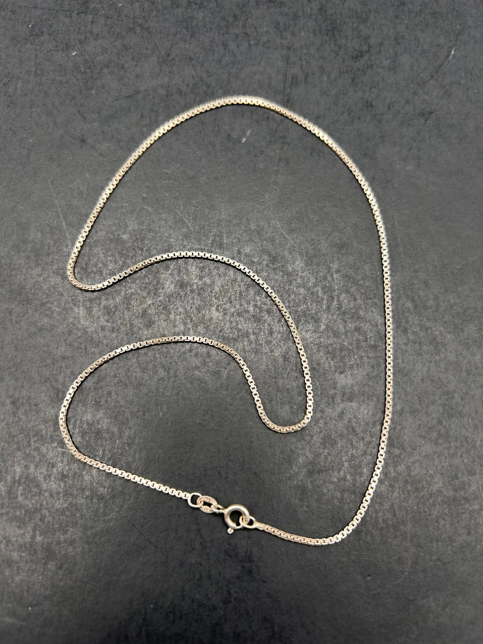 Classic Box Chain Link Necklace, 18", 925 Silver, FAS, Italy: Bidding on this item will be indication that the Bidder acknowledges that they have read and agreed to the Terms and Conditions posted to this Auction