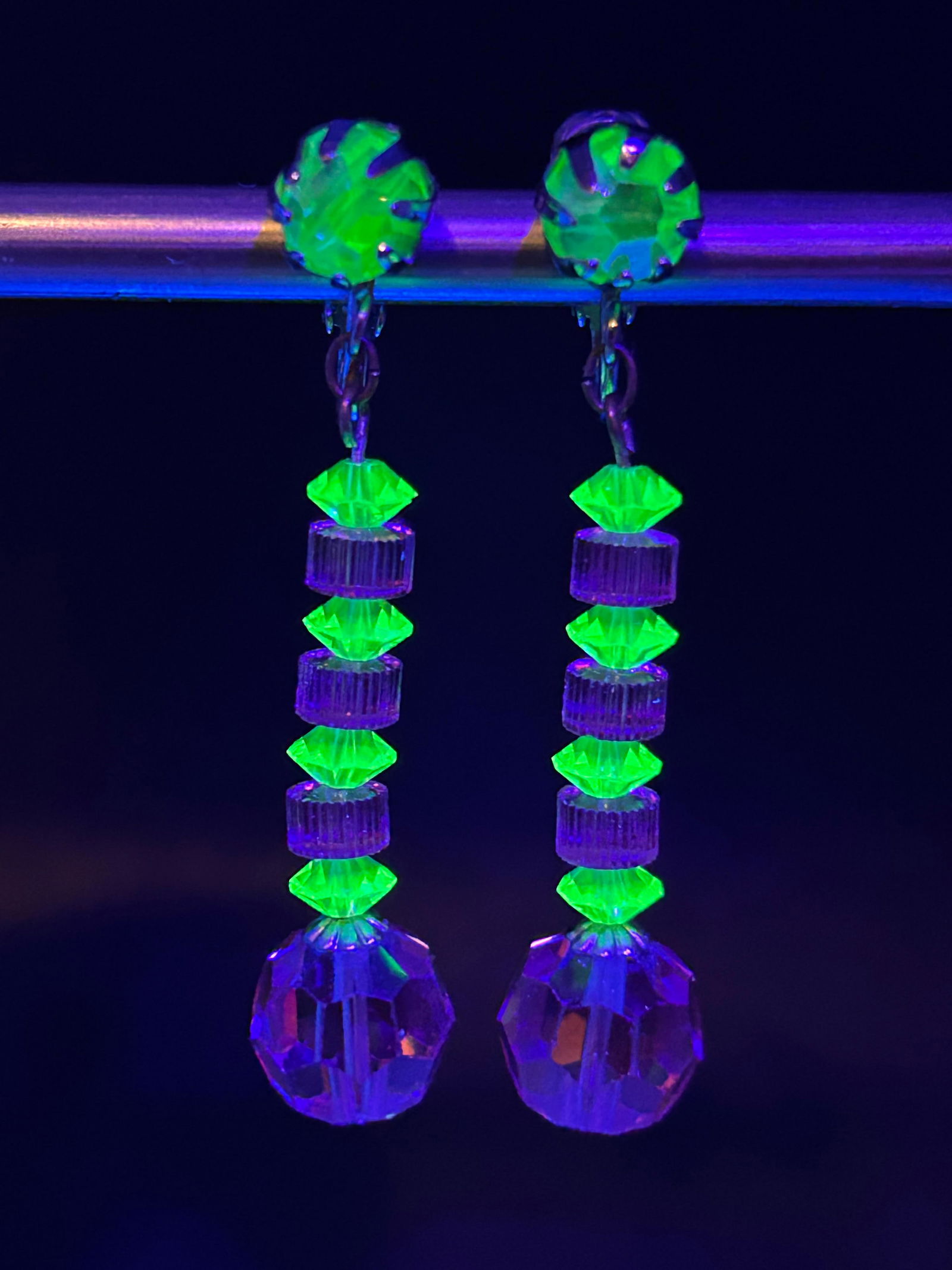 Rose Pink and Green Faceted Glass Beaded Dangle Drop Clip-On Earrings, 2.5", Glow under UV Light (1 of 5)