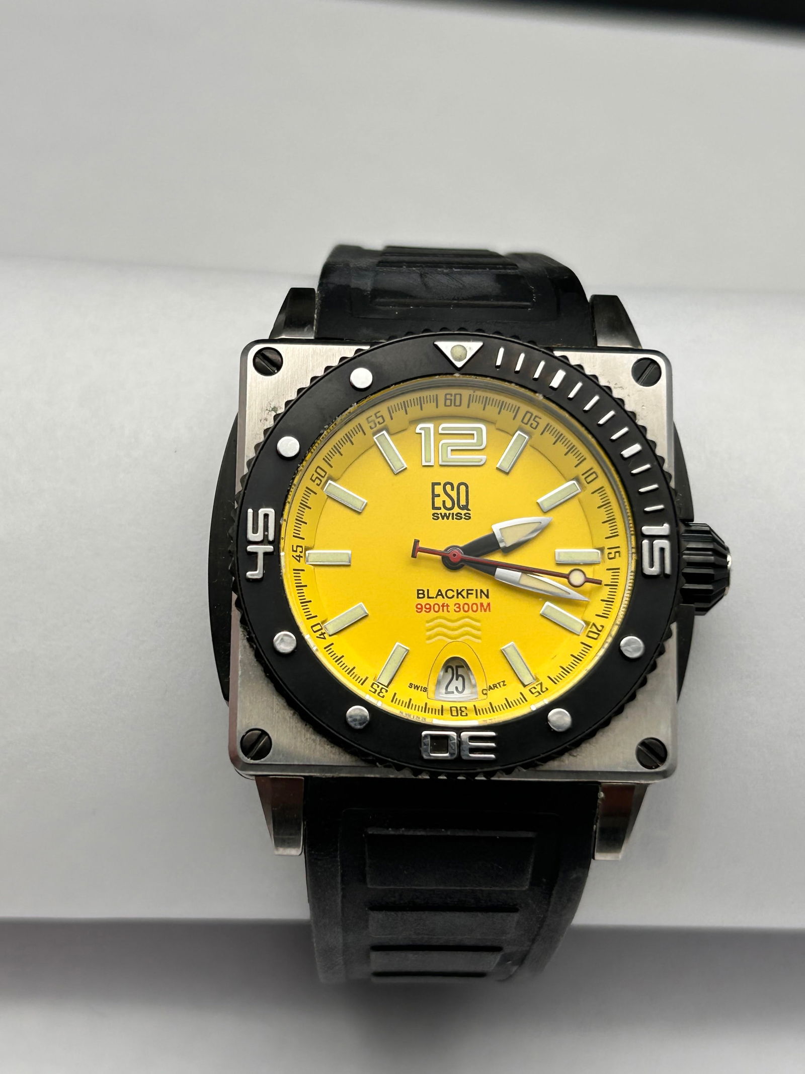 ESQ by Movado Blackfin Dive Watch, Square Case, Round Yellow Dial, Quartz Movement, Needs battery: Bidding on this item will be indication that the Bidder acknowledges that they have read and agreed to the Terms and Conditions posted to this Auction