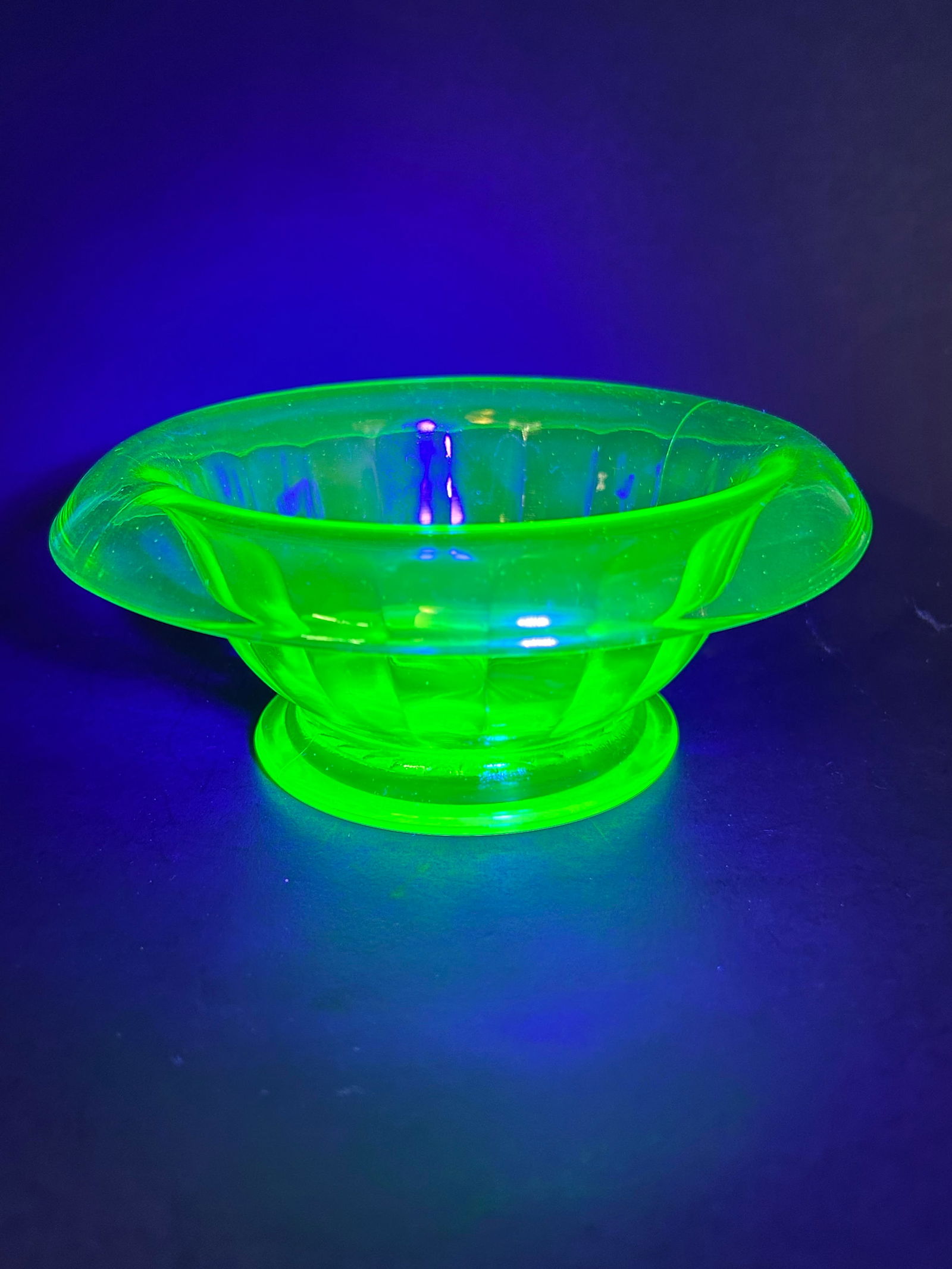 Green Depression Glass Compote Pedestal Bowl with Rolled Rim, Glow under UV Light, 6" Wide (1 of 8)