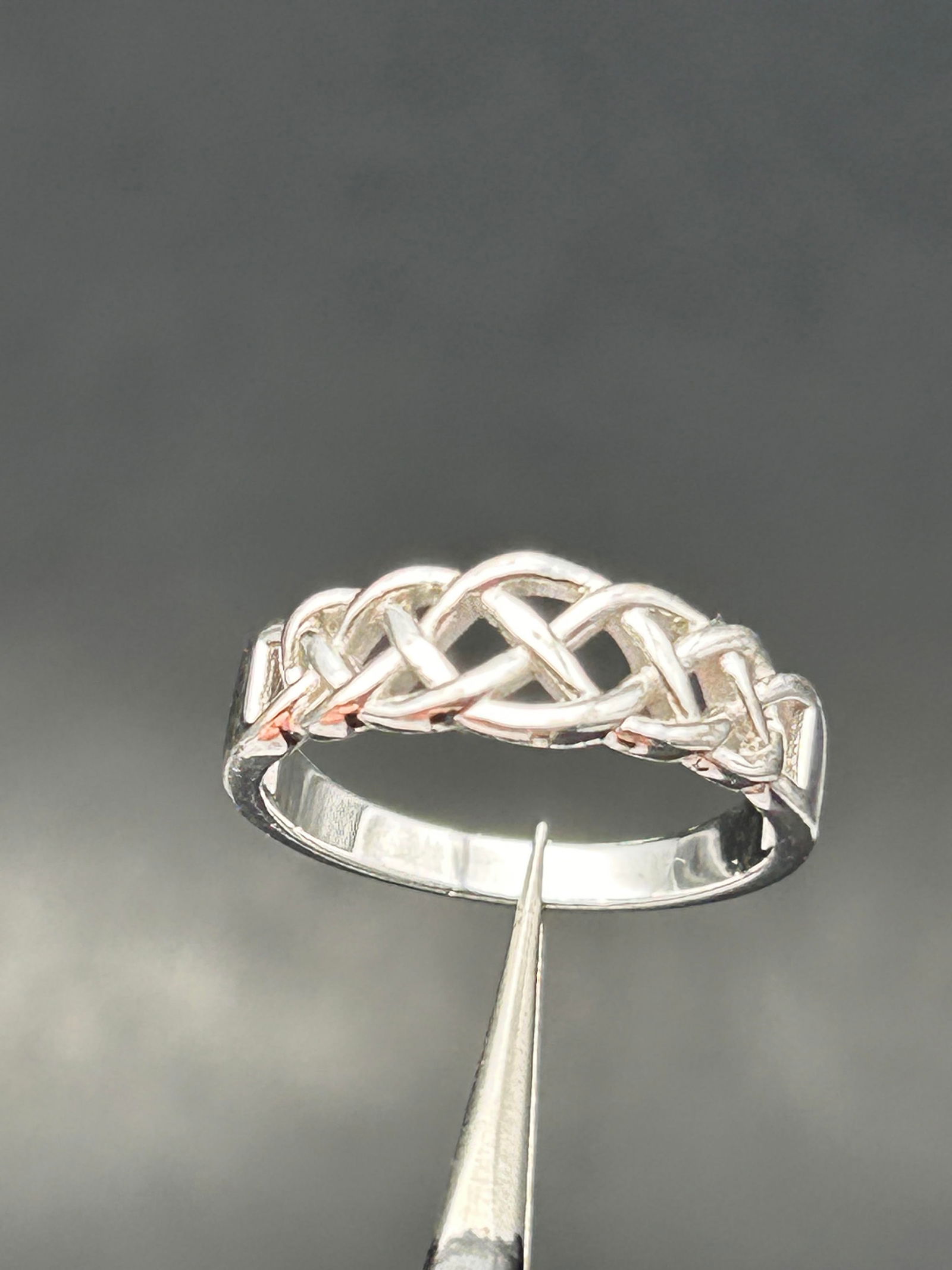 Celtic Knot Design Sterling Silver Ring, Chrome Finish, Marked 925, Size 6 (1 of 4)