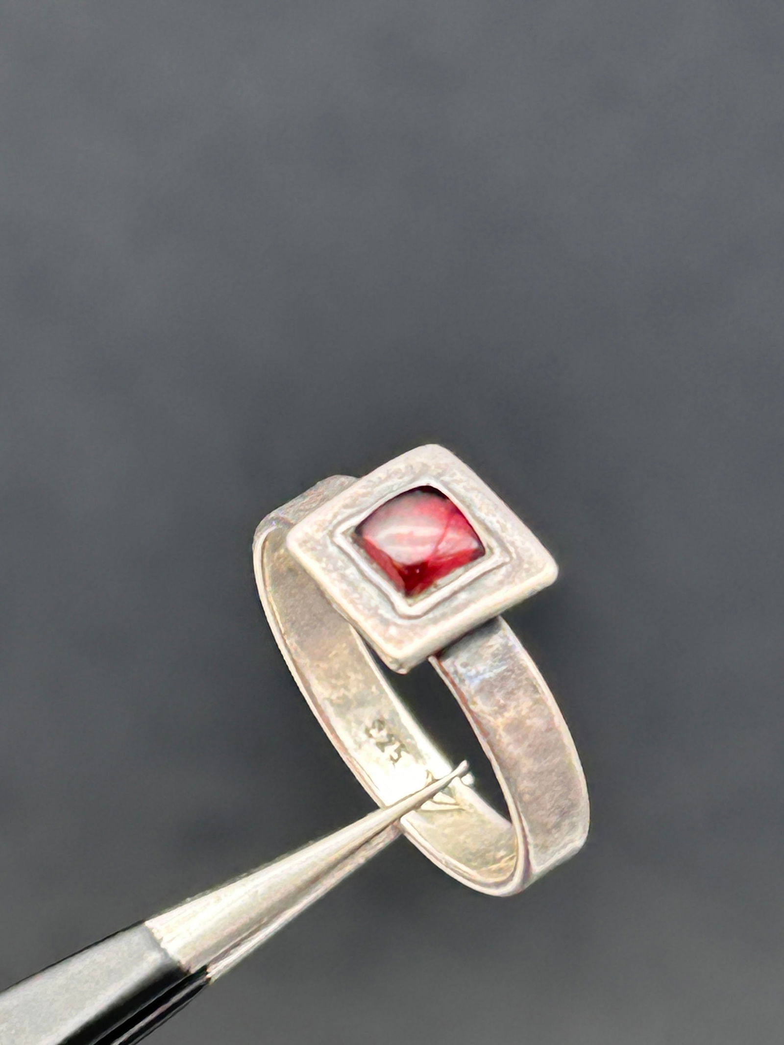 SILPADA Sterling Silver Square Cut Design Ring with Smooth Garnet Solitaire, Size 7.25, Marked 925 (1 of 5)