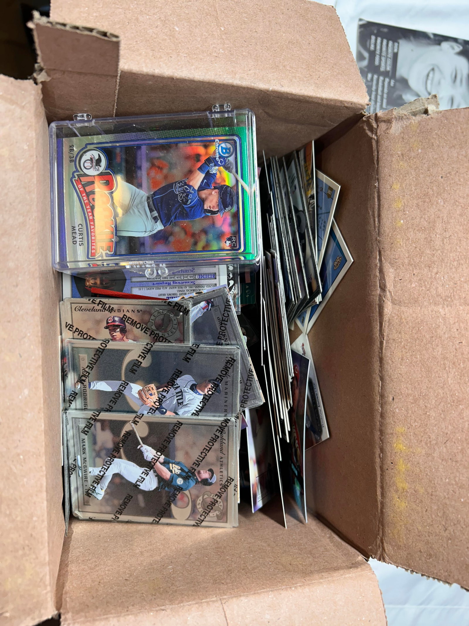 Collection of Baseball Trading Cards, MLB, Includes STEEL STATS cards with Protective Covering: Bidding on this item will be indication that the Bidder acknowledges that they have read and agreed to the Terms and Conditions posted to this Auction