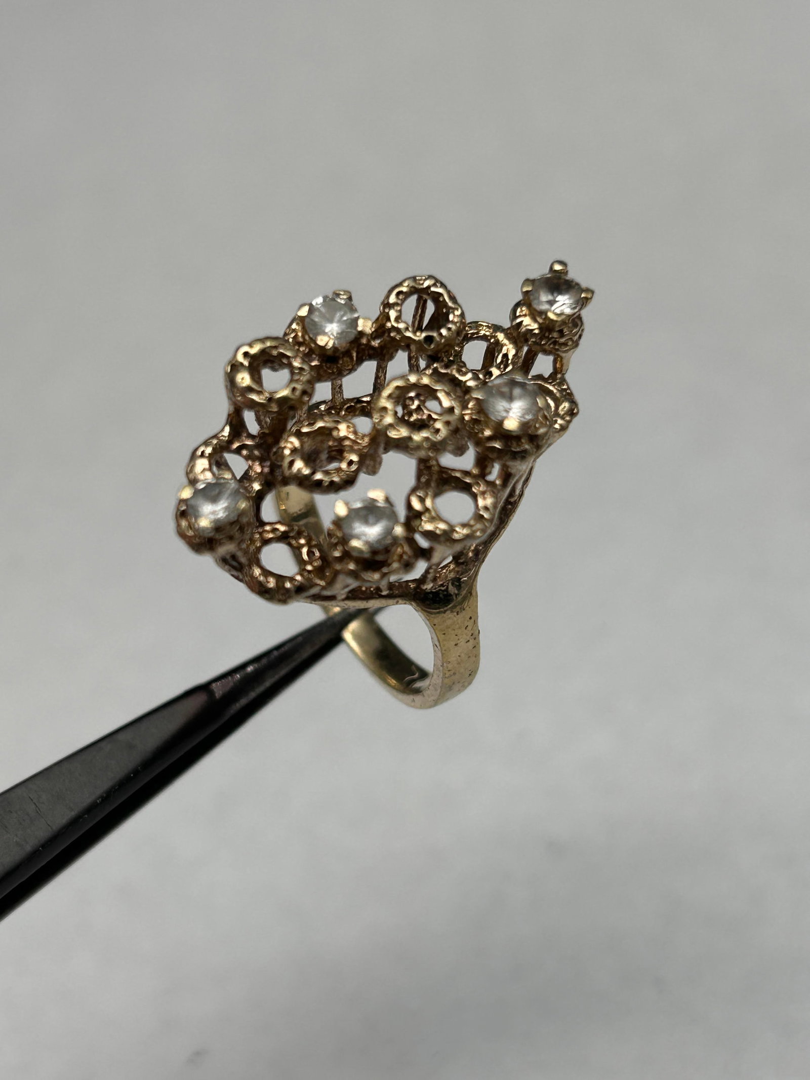 Signed CALVERT Circle Cluster Sterling Silver Cocktail Ring with Clear Crystal Accents, Size 7 (1 of 6)