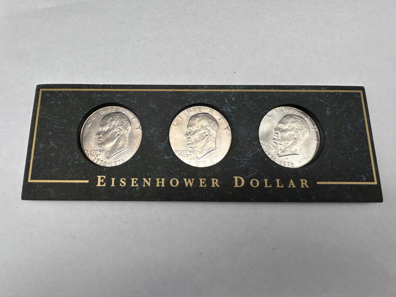 Set of Three Eisenhower Dollars in Presentation Case, Collectible Coins of America (1 of 4)
