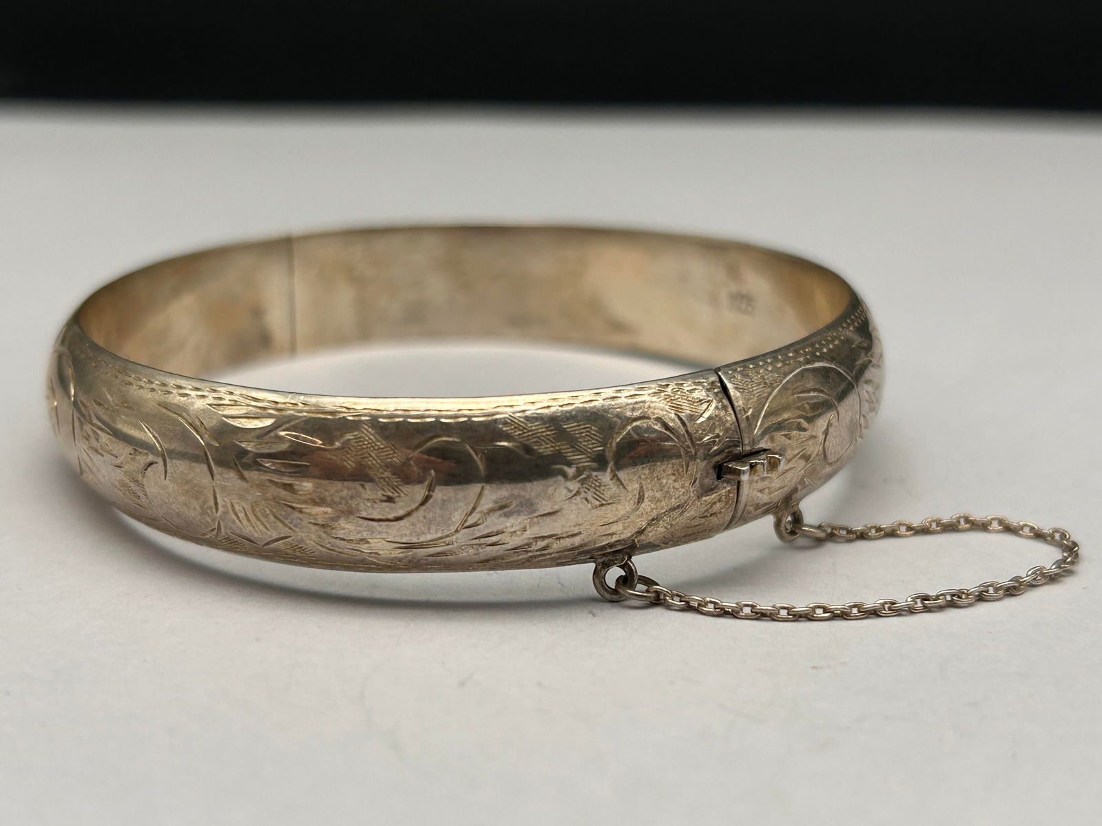 Sterling Silver Etched Hinged Bangle Bracelet w/Safety Chain, 2.25" Wrist Width, Marked 925 (1 of 4)