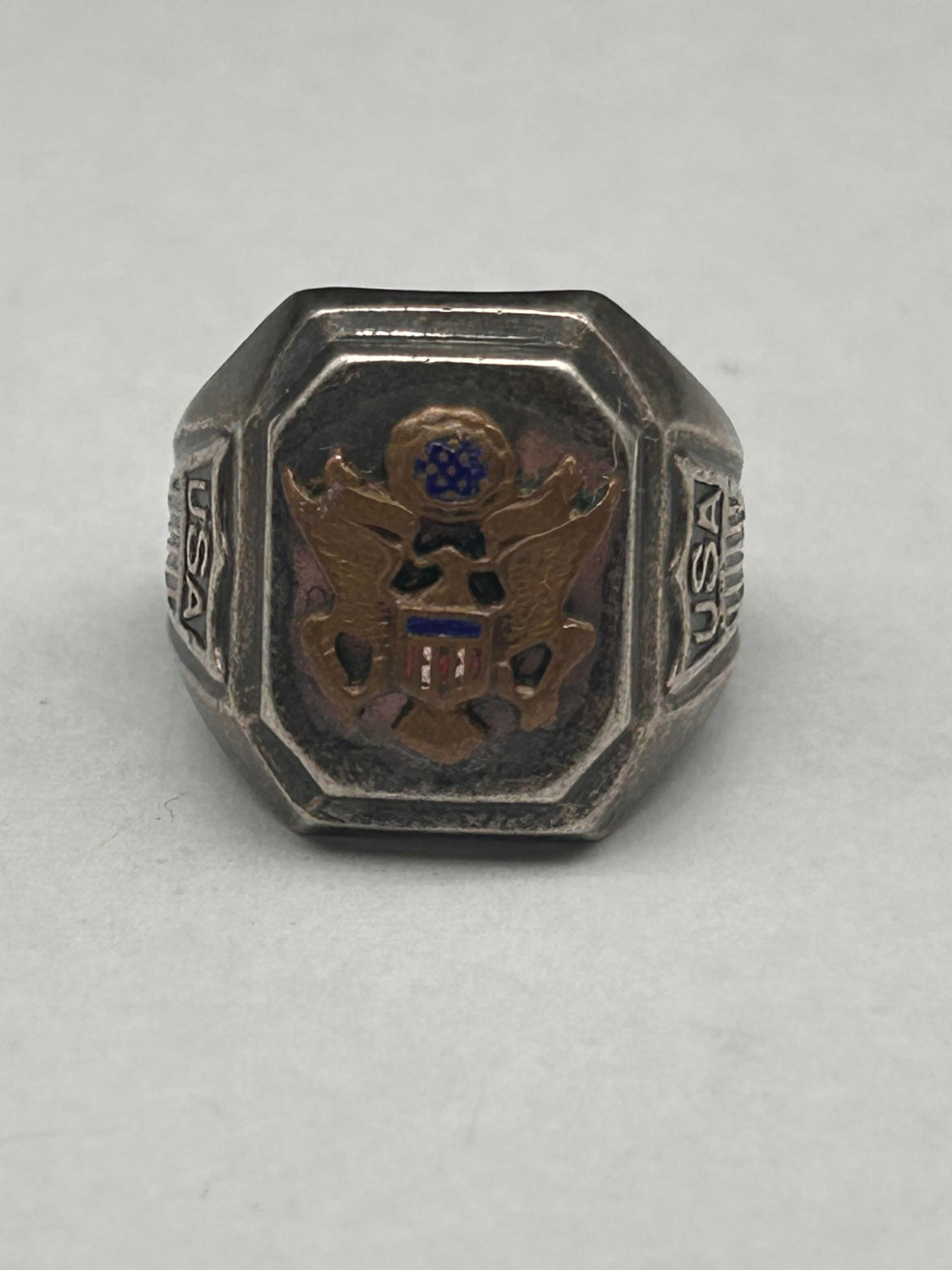 Sterling Silver Patriotic Ring, Enamel Colored Eagle, USA, marked Sterling, Size 7.5 (1 of 6)