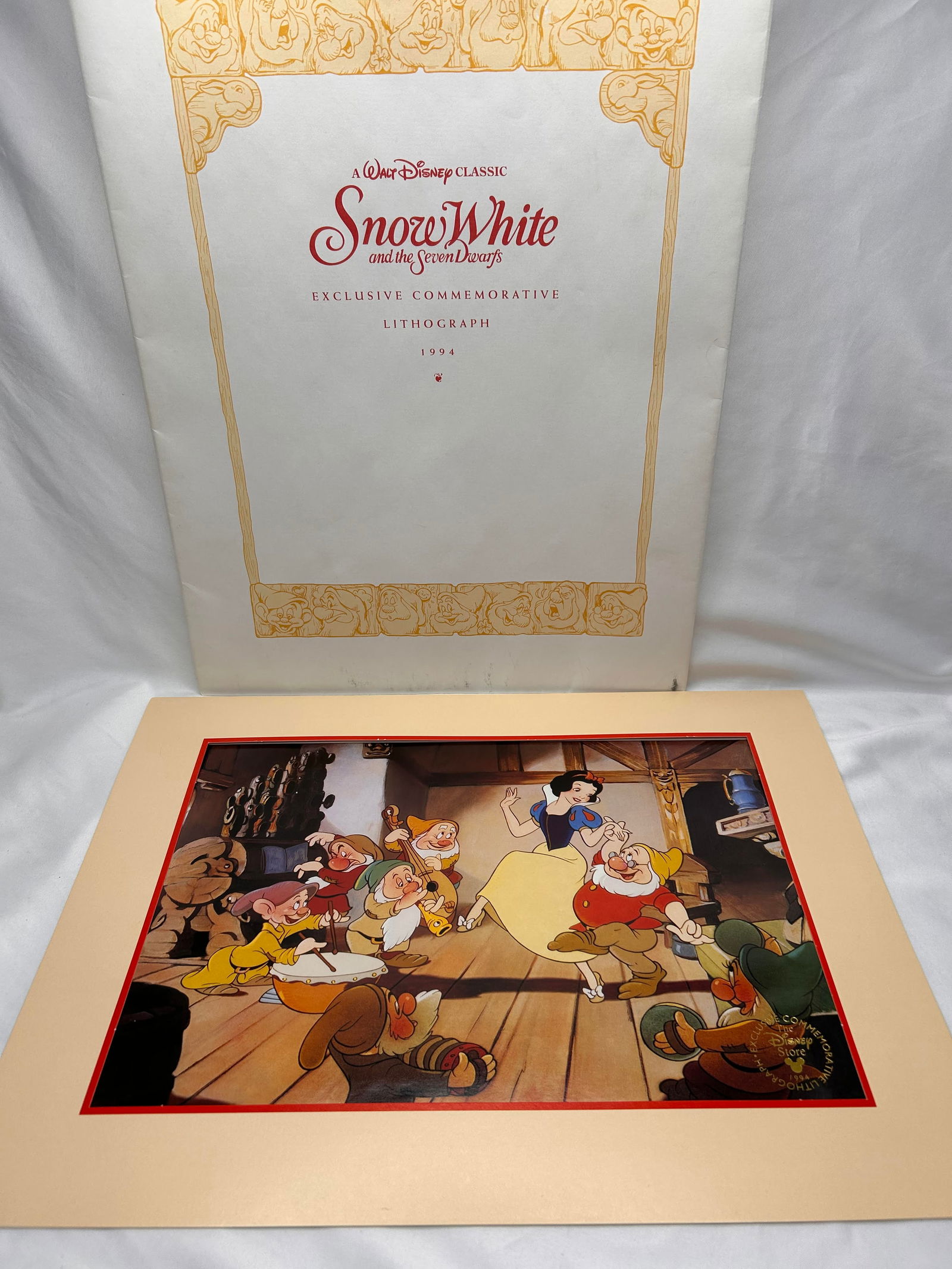 1994 Snow White Lithograph, Exclusive Commemorative Artwork, The Disney Store, 16 x 12" (1 of 5)
