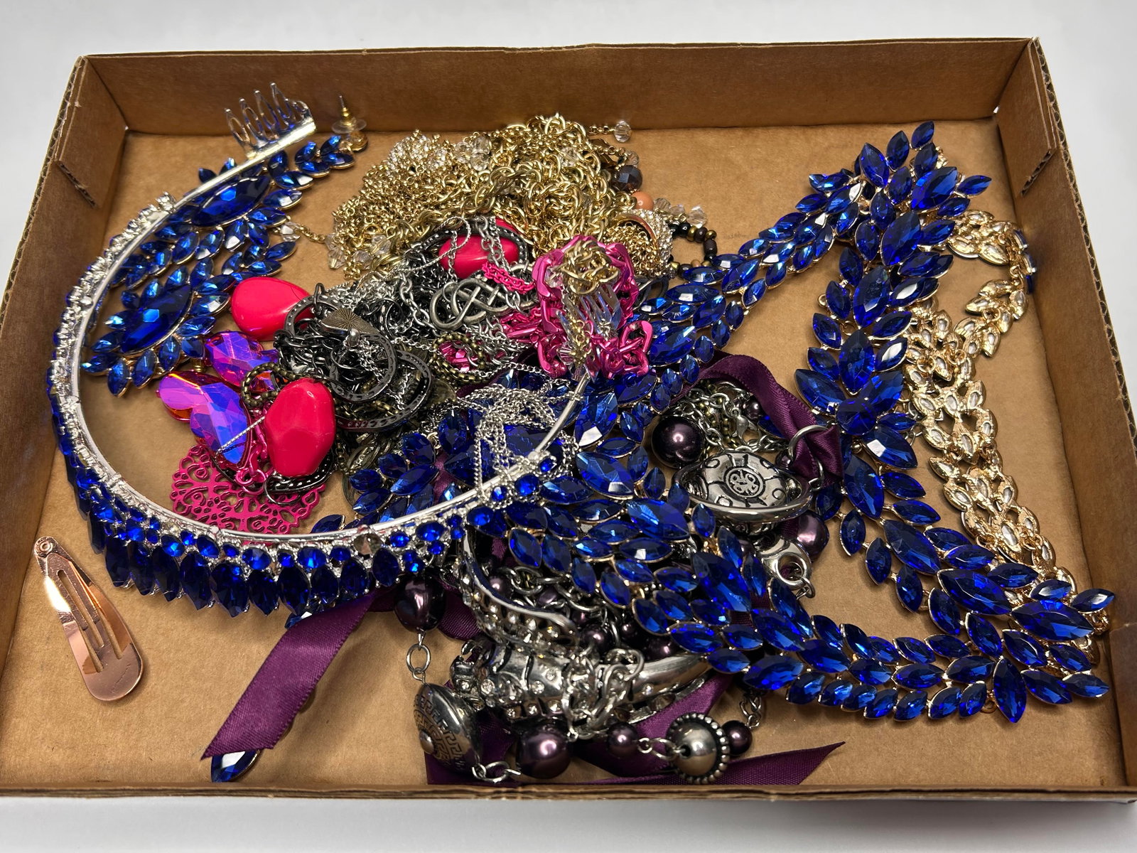 Tiara, Collar Necklace and Other Pieces of Costume Jewelry, Rhinestones, Ribbons: Some Stones may be loose, non appear missing Bidding on this item will be indication that the Bidder acknowledges that they have read and agreed to the Terms and Conditions posted to this Auction