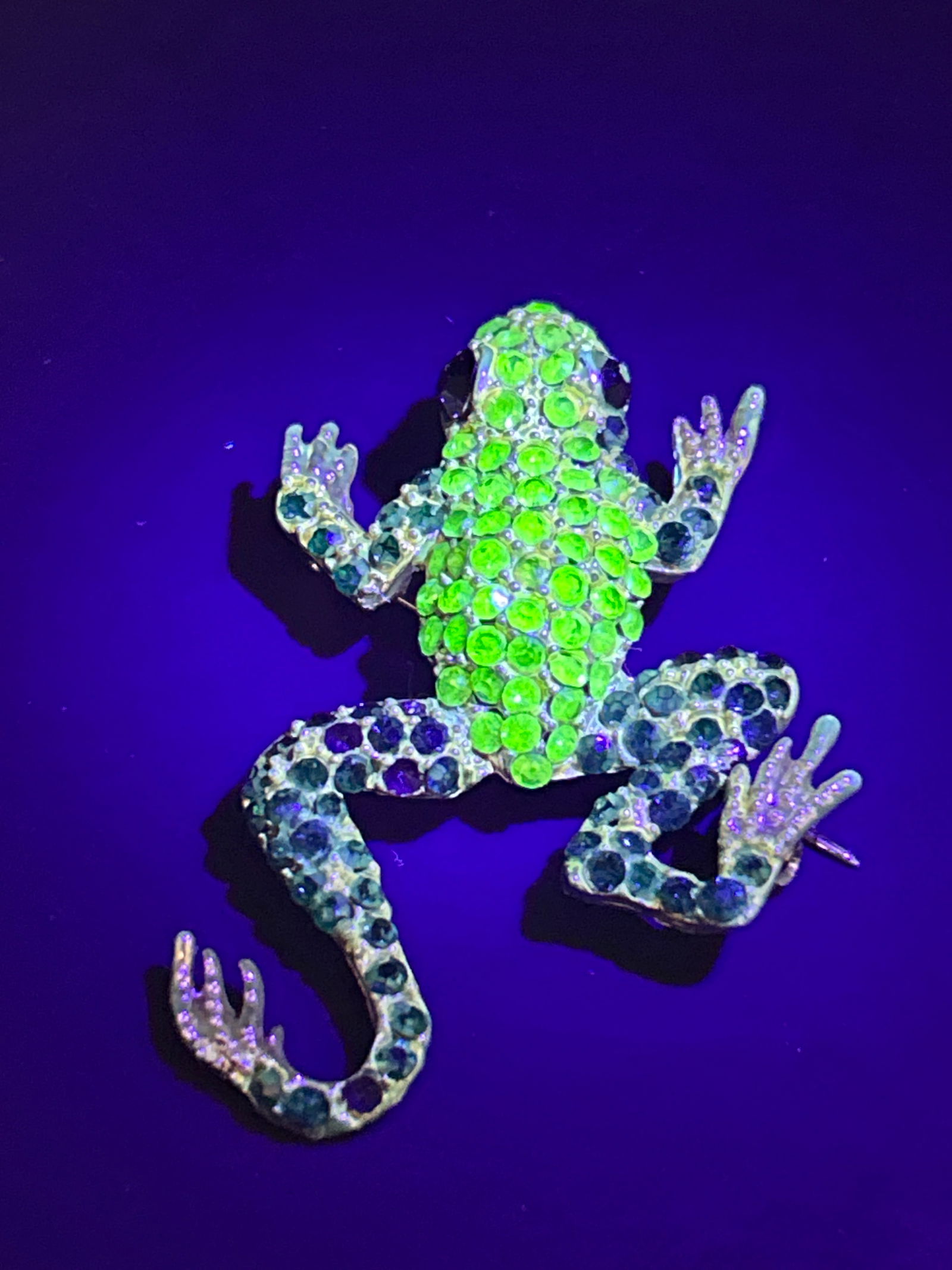 Rhinestone Encrusted Gold Toned Metal Frog Brooch, Some Stones Glow under UV Light, 2" (1 of 4)
