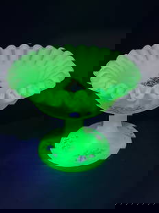 Fenton Custard Uranium Glass Ruffle Edge Pedestal Dish, Handpainted, Signed by Artist Marilyn Driff: Glow under UV Light Bidding on this item will be indication that the Bidder acknowledges that they have read and agreed to the Terms and Conditions posted to this Auction