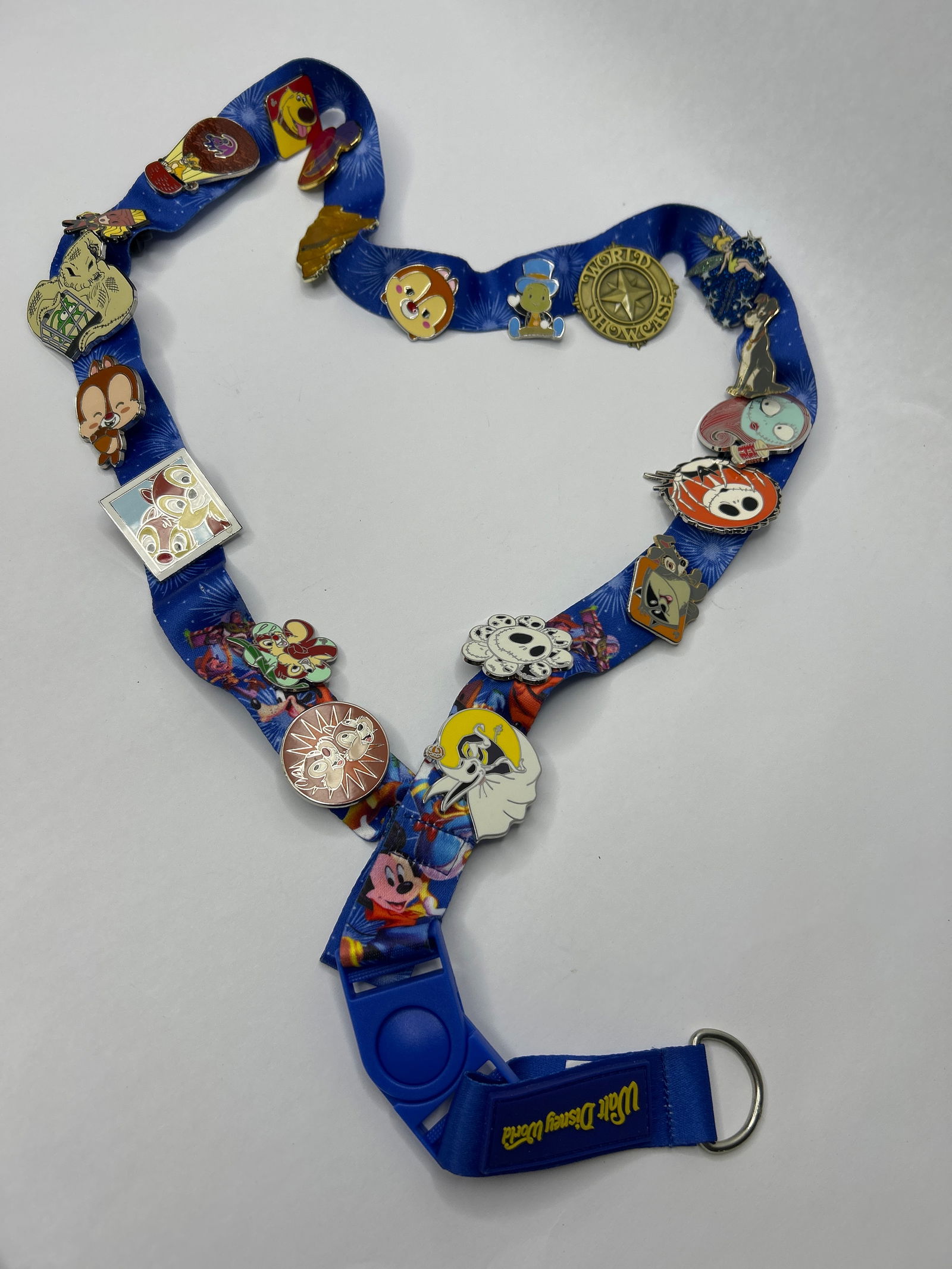WDW Disney Parks Lanyard with Pins, Badges, Incredible Set of Collectible Souvenir Character Pins (1 of 6)