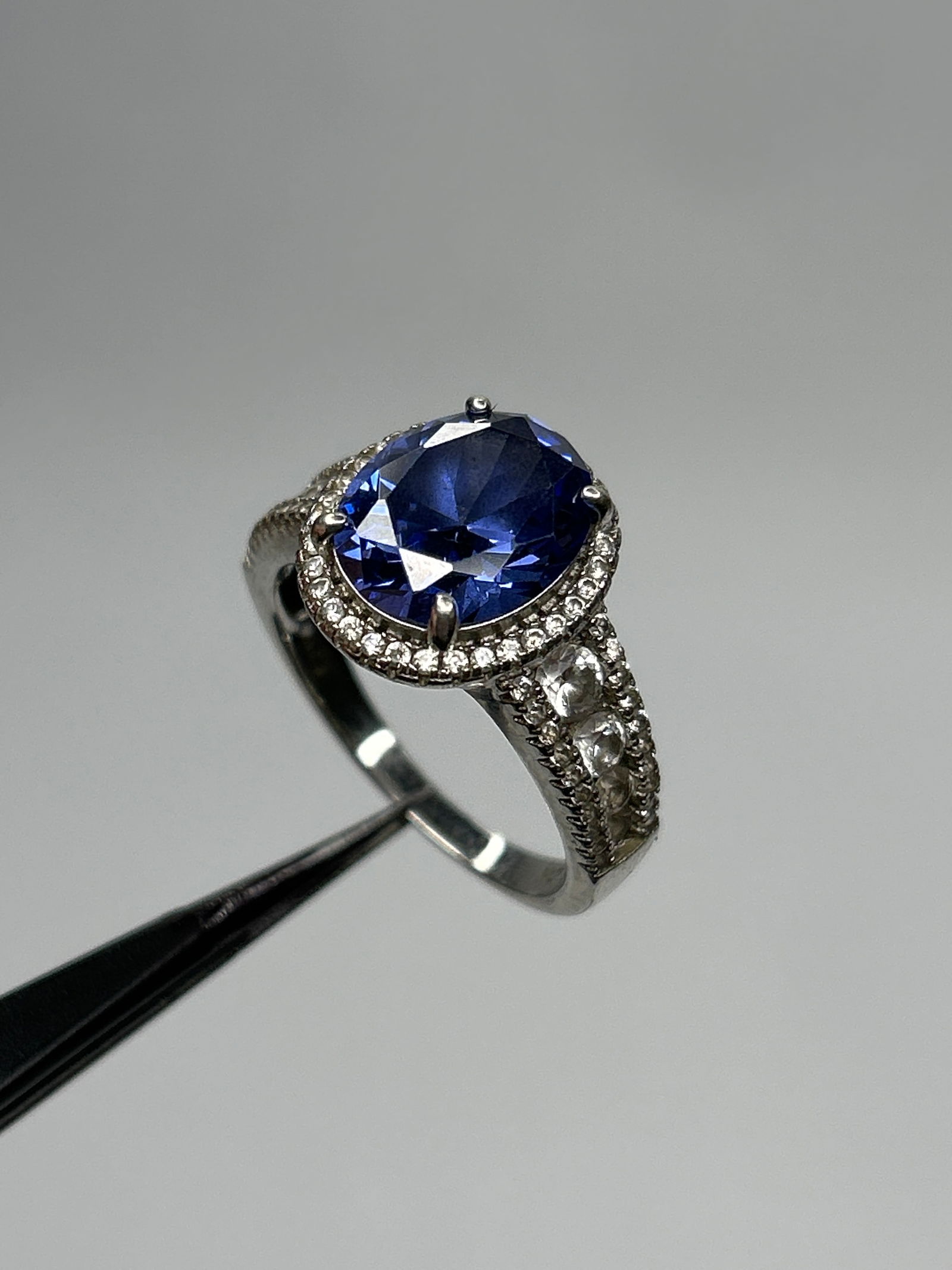 Sterling Silver FZN Cocktail Ring, Large Blue Lab Sapphire and Clear SideStones, Cage Back, Sz 10.5 (1 of 4)