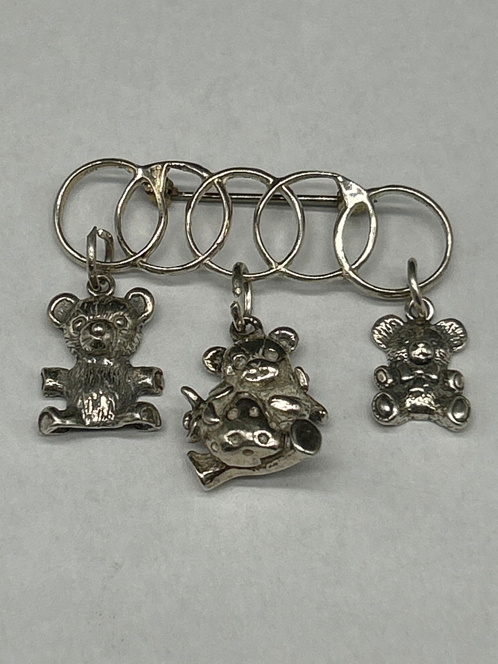 Sterling Silver Interlocking Loop Brooch/Pin with Three 1/2" Teddy Bear Charms, Marked Sterling 925 (1 of 5)