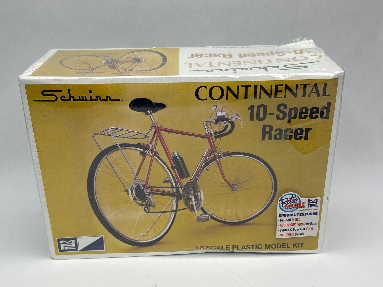 SCHWINN CONTINENTAL 10-Speed Racer 1/8 Scale Plastic Model Kit, Factory Sealed (1 of 5)