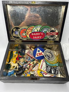 Tin-Lined Antique Wooden Humidor Box with Assorted Badges, Patches, Pins and Trinkets: **Bidding on this lot is acceptance of Terms & Conditions found in the Auction Details section at the top of our Auction. Bidder agrees all questions should be submitted prior to placing a bid.**