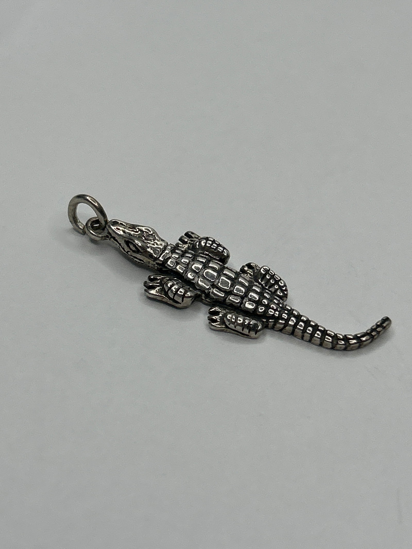Detailed Crocodile or Alligator Charm, Sterling Silver, by GS Jewelry: **Bidding on this lot is acceptance of Terms & Conditions found in the Auction Details section at the top of our Auction. Bidder agrees all questions should be submitted prior to placing a bid.**