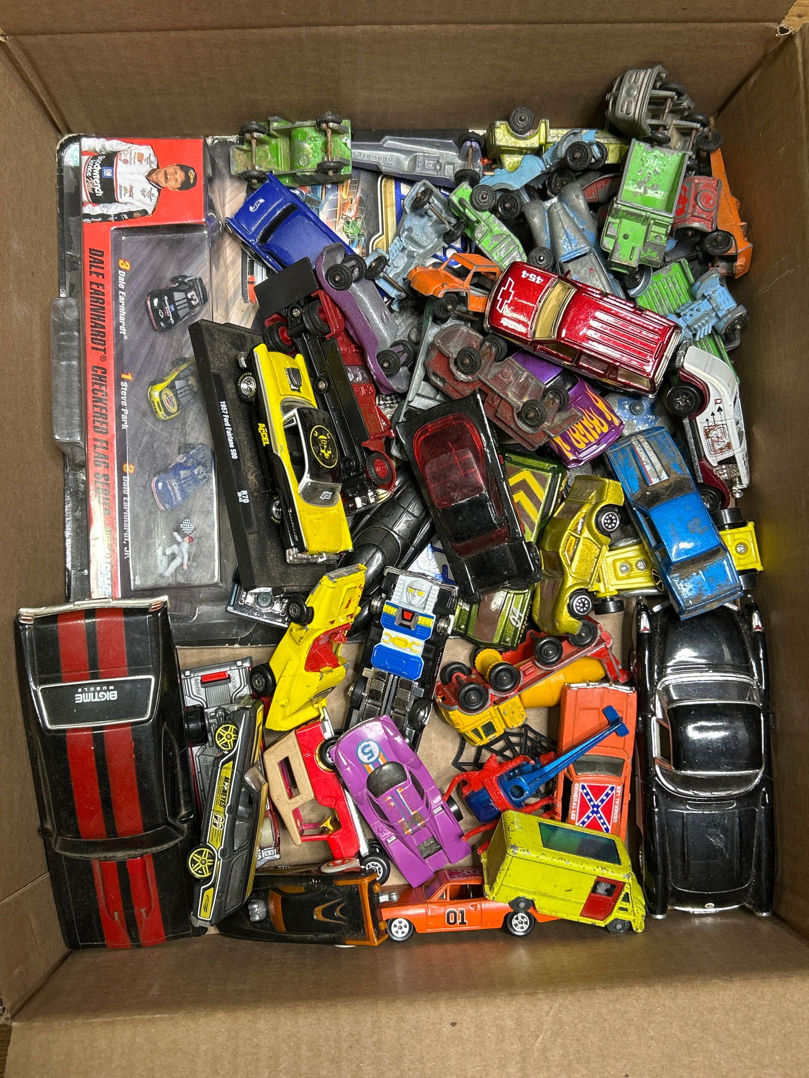 Hot Wheels, Tootsie Toys, Micro Machines & More - Collection of Toy Cars, Some Vintage (1 of 5)