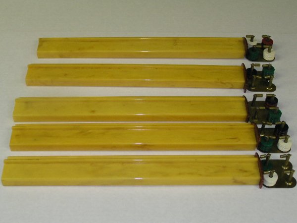 ANTIQUE MAH MA JONG SET IN CASE JOKER - 10