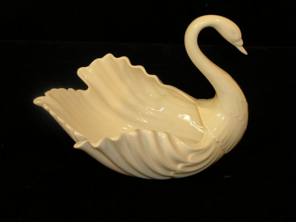 LENOX SWAN TABLE TOP FIGURAL BOWL