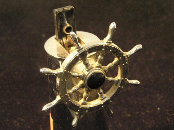 ART DECO CHROME HAMILTON SHIPS WHEEL LIGHTER - 2