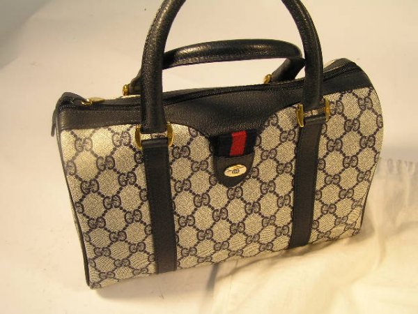 AUTHENTIC GUCCI HANDBAG - 3