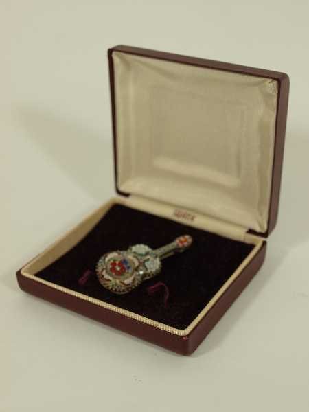 VINTAGE ITALIAN MOSIAC GUITAR PIN
