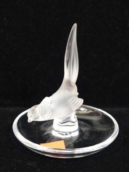 LALIQUE CRYSTAL RING HOLDER
