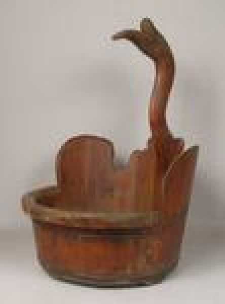 ANTIQUE CHINESE FOWL FORM WOOD BASKET