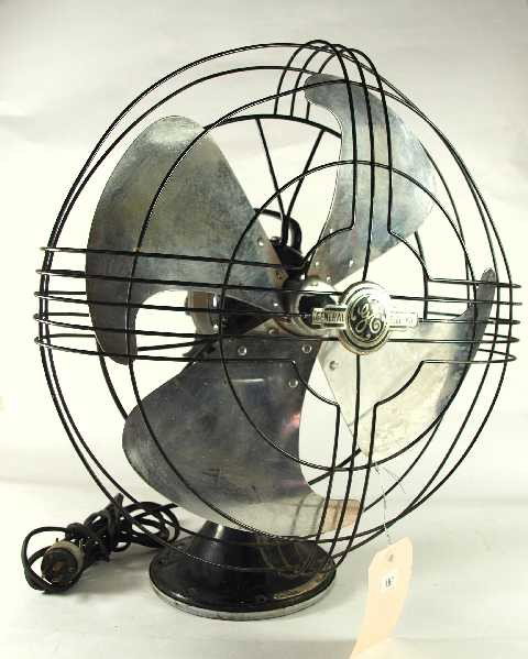 ART DECO STREAMLINE - GE - TABLETOP FAN: WORKS GREAT - STANDS 22" TALL