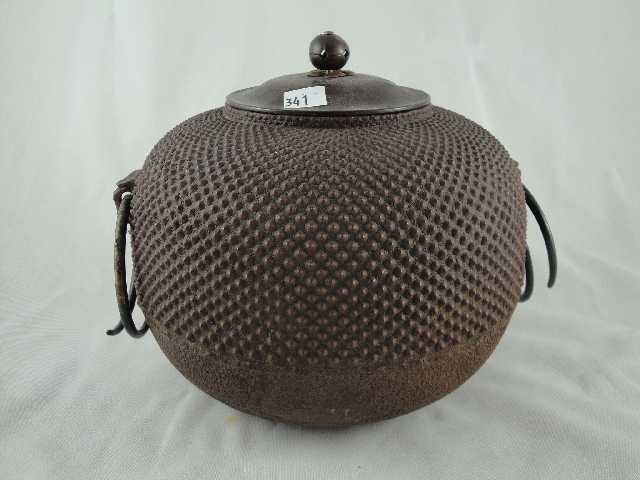 JAPANESE HIBACHI POT IRON: MEASURES 8" T
