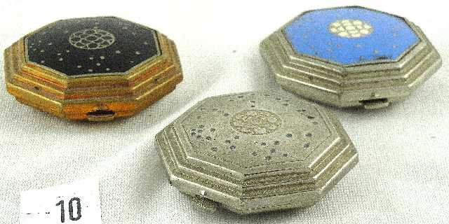 VTG LOT OF 3 METAL COSMETIC COMPACTS: R. HUDNUT EACH MEASURE 2"