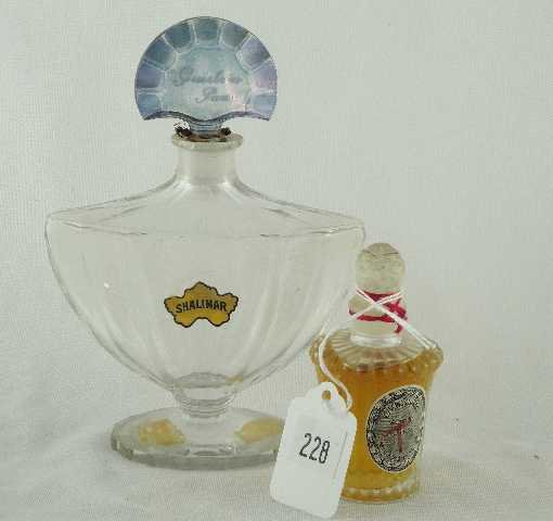 LOT OF 2 GUERLAIN BOTTLES: SHALIMAR MEASURES 6.5" TOGETHER WITH APRES BOTTLE