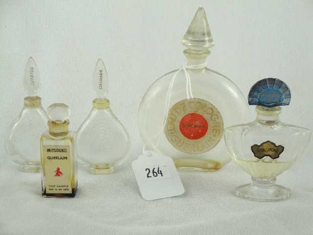 MISC. GUERLAIN LOT OF 5 BOTTLES: PARURE, CHAMADE, SHALIMAR, MITSOUKO W/DAUBER & SHALIMAR COLONGE - TALLEST MEASURES 4.5"