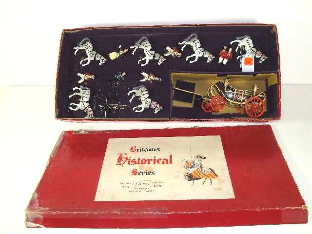 BRITIANS HISTORICAL SERIES LEAD SOLDIER SET IN ORI: BOX MEASURES 19" X 8.25" X 4.25" OVERALL - TATTERED TOP