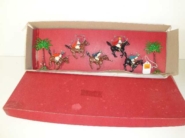 BRITAINS TOY SOLDIERS - ARABIAN CALVARY WITH TREES: BOX MEASURES 19" X 7" X 1.5"