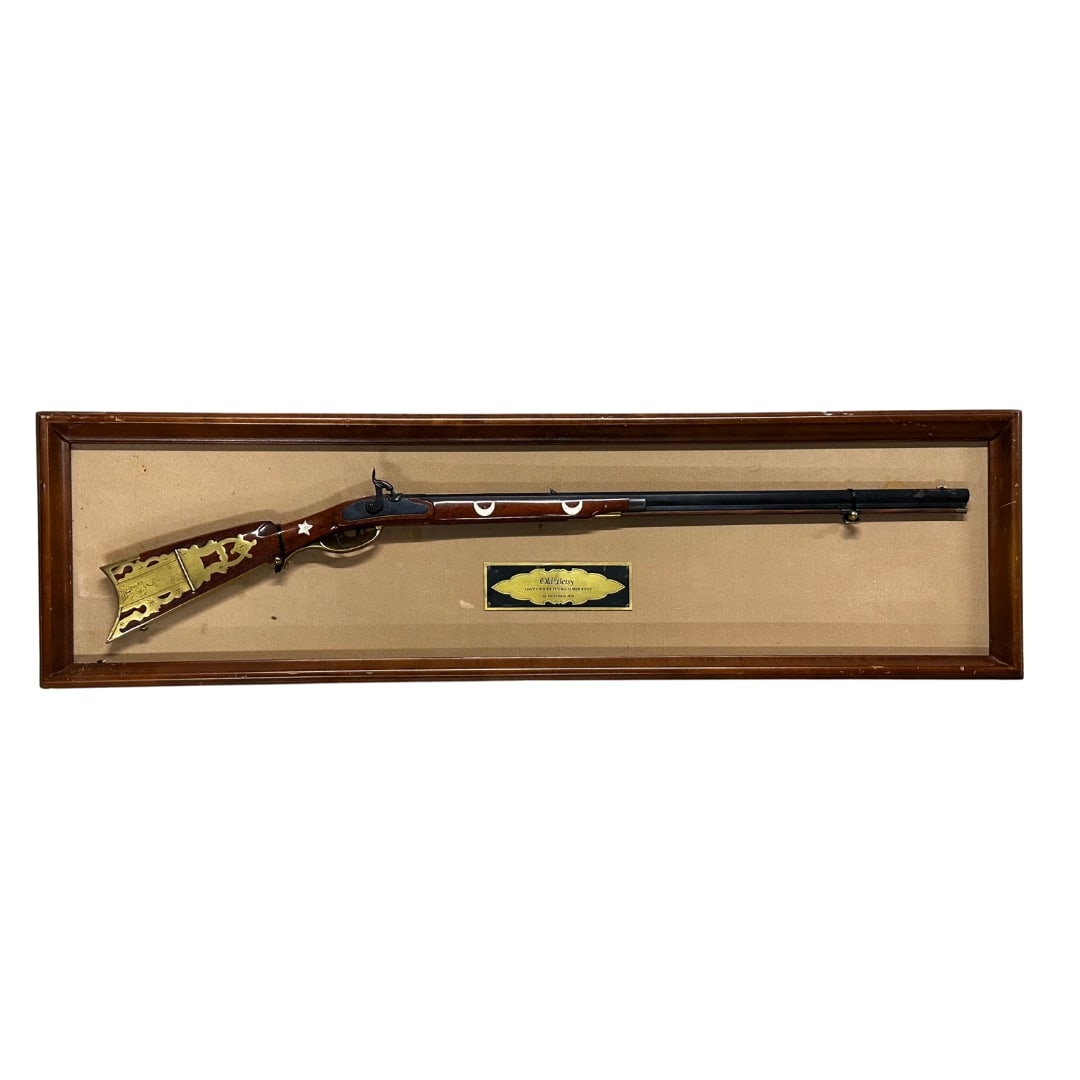 Davy Crockett's Old Betsy Rifle Replica: Davy Crockett's .41 Caliber Rifle Replica by The Franklin Mint Comes in framed case 53" x 15" Please take a moment to review our detailed Shipping Policy and Terms and Conditions before placing any bi