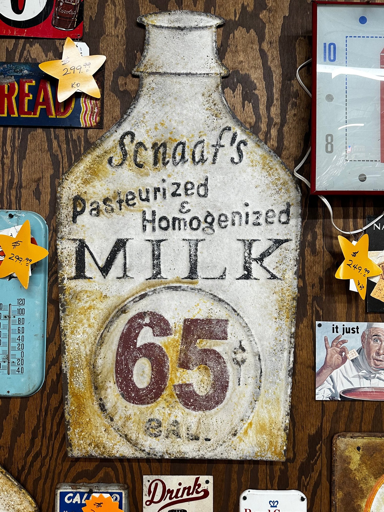 Scnaaf's Pasturized Milk Metal Sign: Scnaaf's Pasturized Milk Metal Sign Great addition to any kitchen or dining room 38" x 19" Please take a moment to review our detailed Shipping Policy and Terms and Conditions before placing any bids.