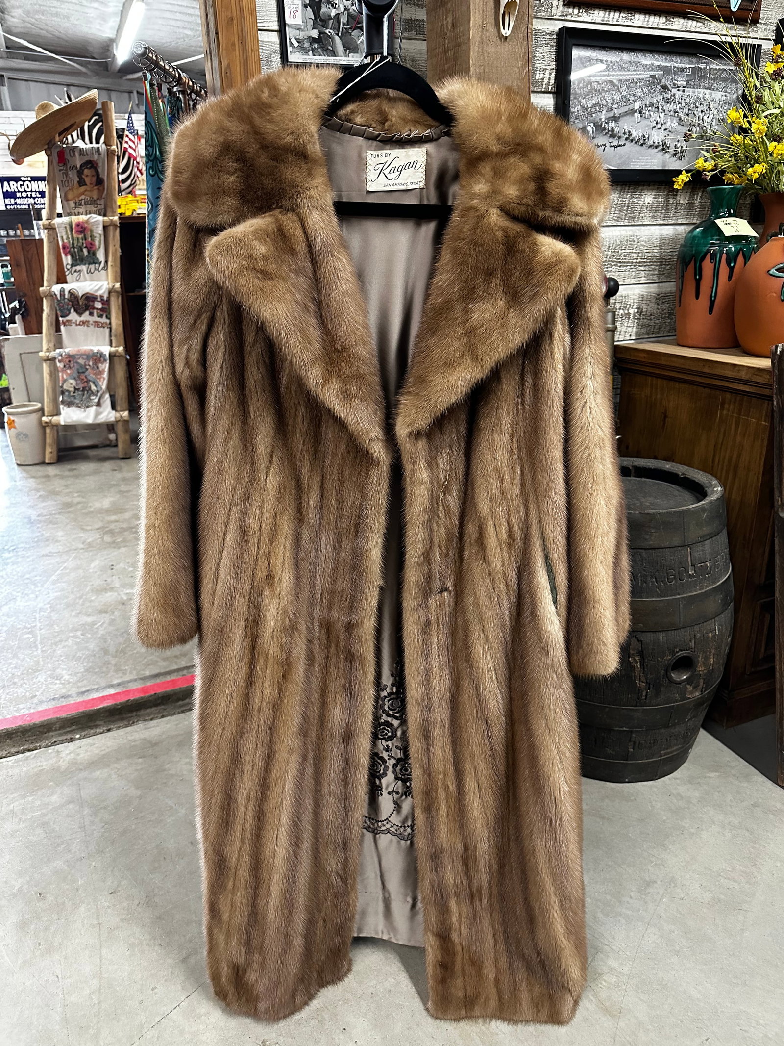Furs by Kagen Trench Coat with Hat: Made in San Antonio Texas Embroidery on the inside Great Condition Size Small/Medium Please take a moment to review our detailed Shipping Policy and Terms and Conditions before placing any bids. Under