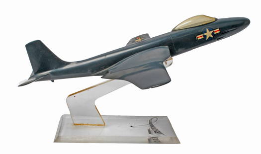 US Air Force Mcdonnell F2H Banshee Jet Factory Model (KDW): US Air Force Mcdonnell F2H Banshee Jet Factory Model in good condition. 