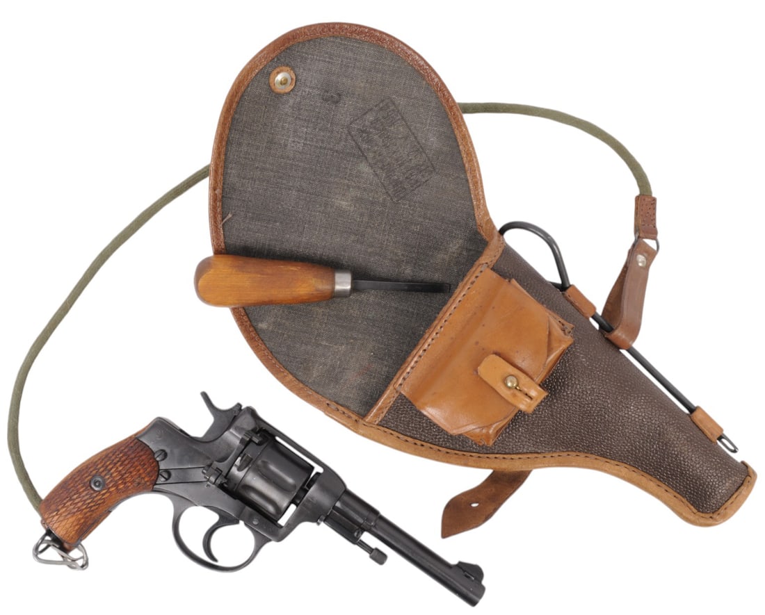 Soviet Military WWII issue M1895 Gas Seal 7.62×38mmR Double-Action Revolver - FFL #V1073 (MAZ1): A 1945-dated Tula Arsenal Soviet Military WWII issue M1895 Gas Seal 7.62×38mmR Double-Action Revolver in very good condition. Comes with a correct holster and accessories. The bore is bright and 