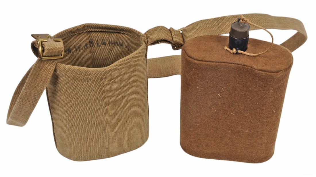 British Military World War II Pattern 37 Long 1942 Dated Canteen (CWA) (1 of 8)